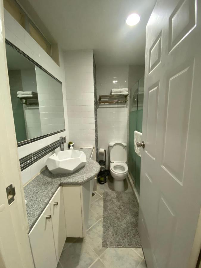 Seaview Amani Grand Resort Residences 3-5Mins From Airport Мактан Экстерьер фото